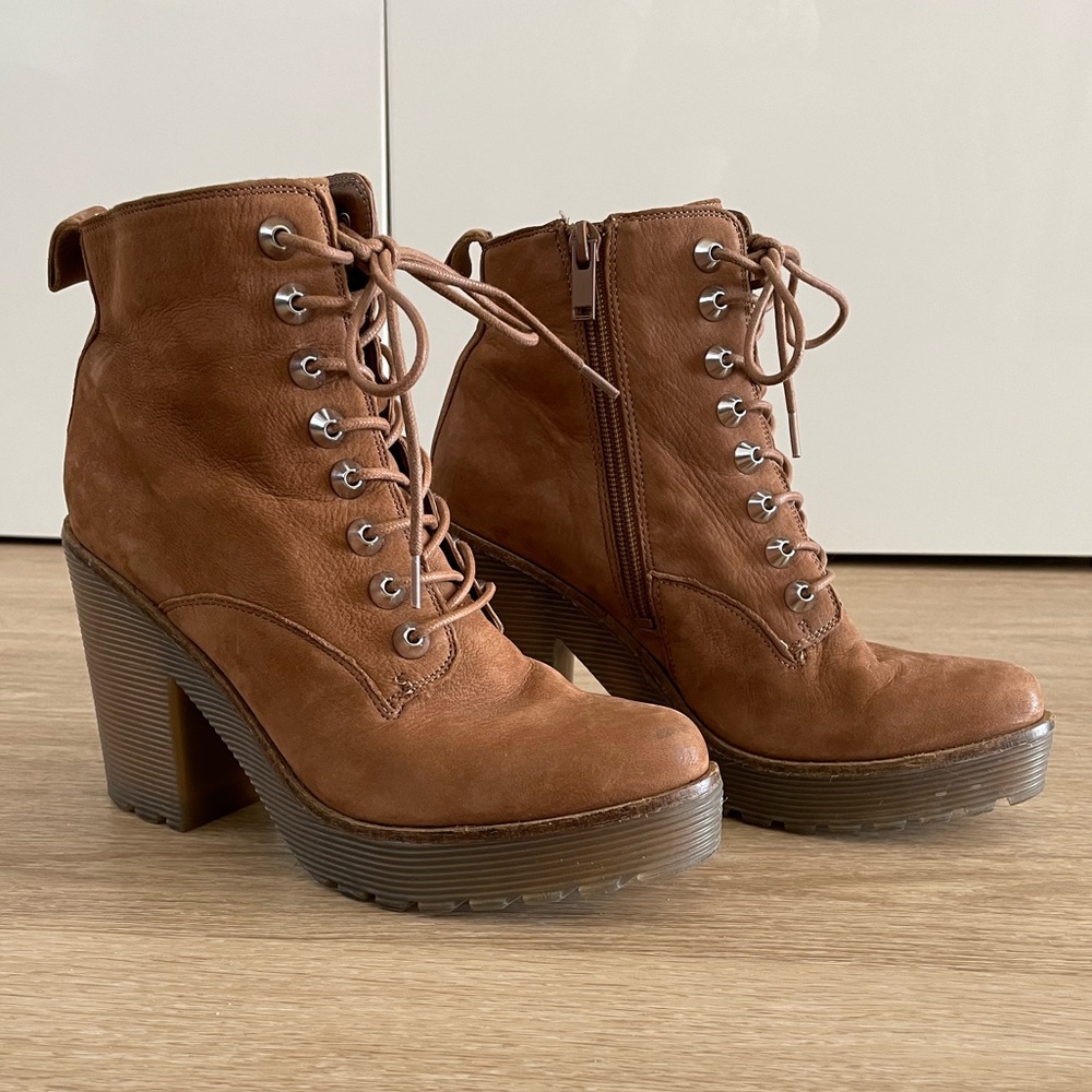 Chestnut Lace Up Platform Aldo Booties